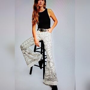 NWT Free People Printed Ecru Denim Super Flare Bell-Bottom Jeans Women's Sz 26.